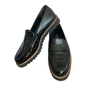 PAUL GREEN ITALIAN PATENT LEATHER BLACK PLATFORM LOAFERS. WOMENS SIZE 8.5